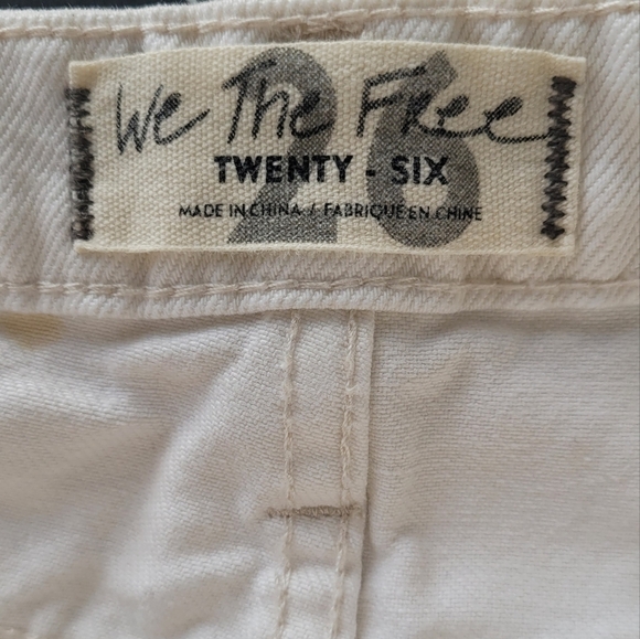 Free People We the Free White Denim Distressed Jean Mini Skirt button fly Sz 26 - Picture 5 of 9